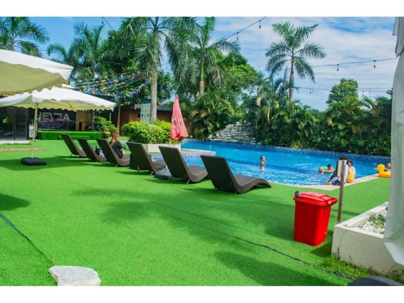 Dancenter Luxury Retreat Angeles City Pampanga Formerly Hevea Resort Apartmán