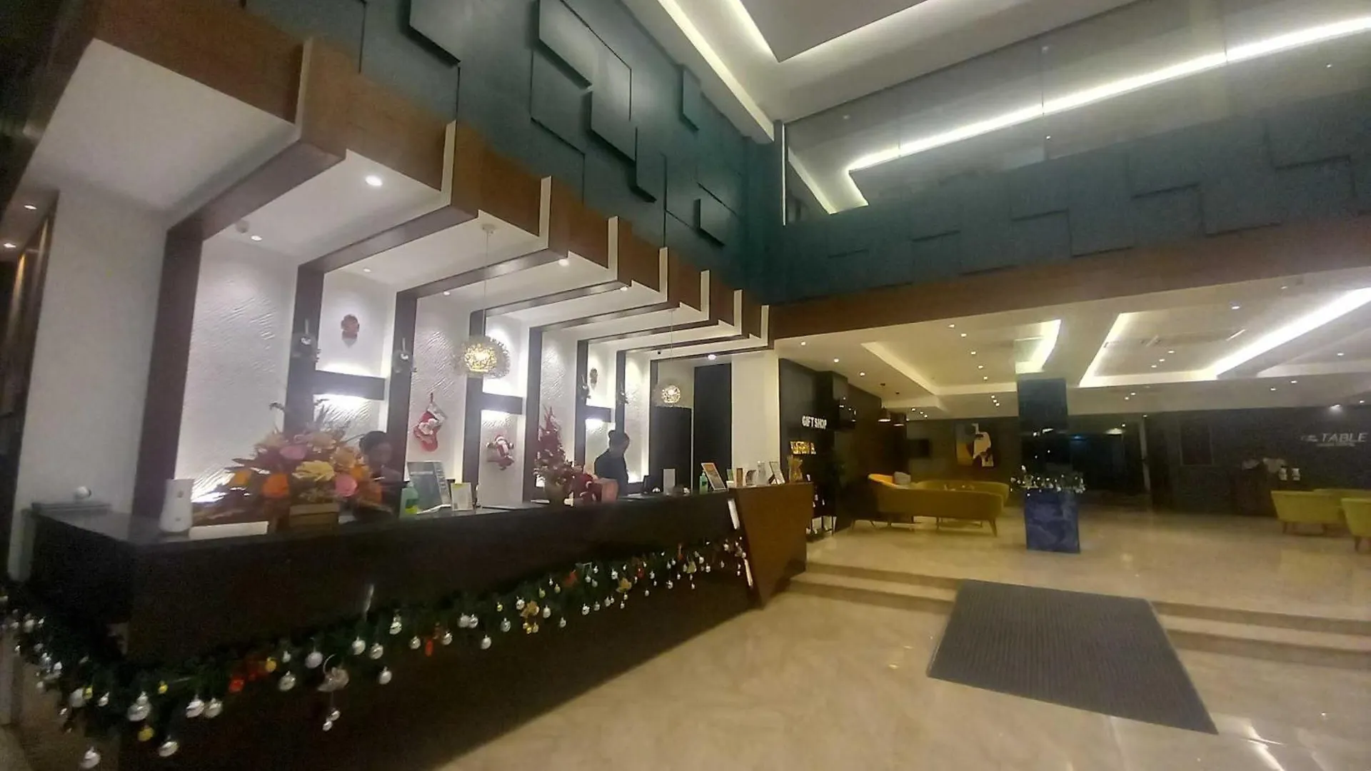 Dancenter Luxury Retreat Angeles City Pampanga Formerly Hevea Resort 0*,  Filipíny