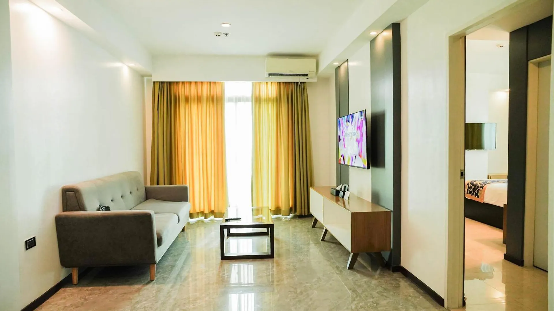 Dancenter Luxury Retreat Angeles City Pampanga Formerly Hevea Resort Apartmán