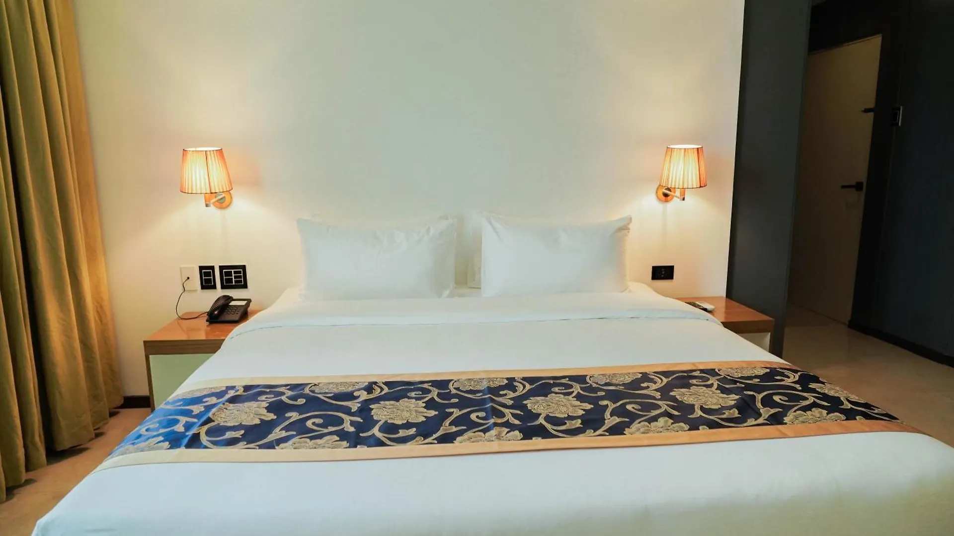 Dancenter Luxury Retreat Angeles City Pampanga Formerly Hevea Resort Filipíny